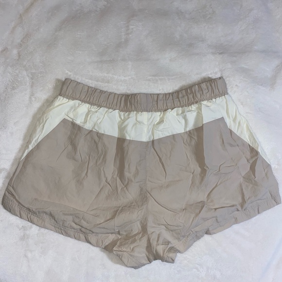 Garage Shorts (open to offers!) - Picture 8 of 8